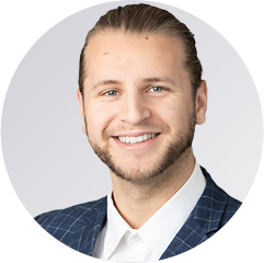 Samuel Charette headshot.