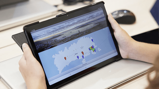 IMG - tablet with map - Chalki connected