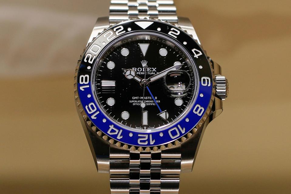 Mẫu đồng hồ Rolex GMT Master II được sản xuất bằng thép không gỉ. Ảnh: BLOOMBERG FINANCE LP