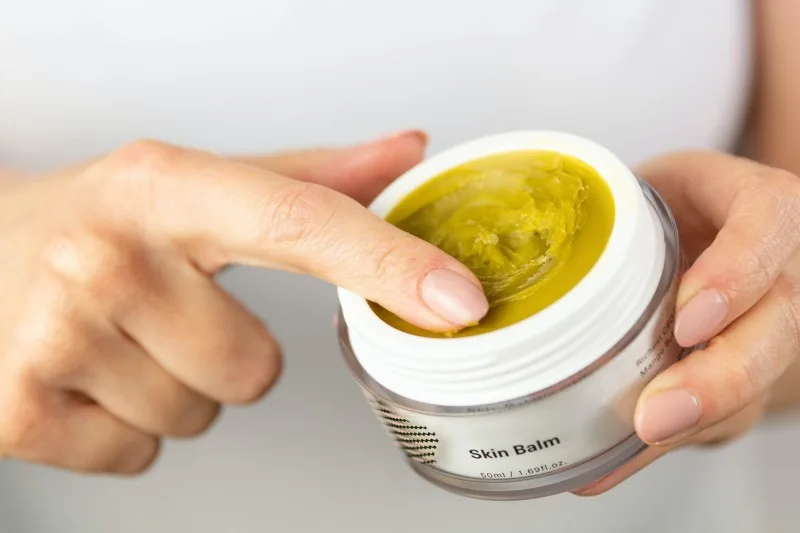 Let reviews be your guide to navigating beauty ads