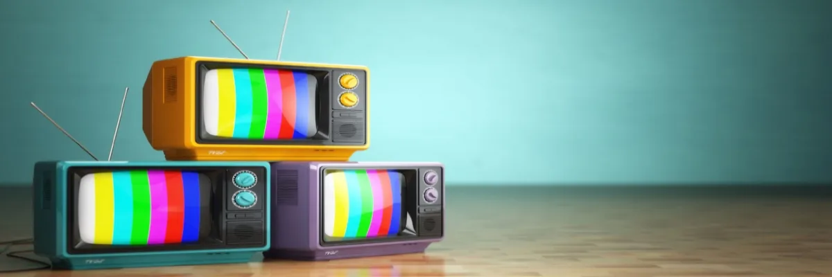 Foto: Mehrere farbenfrohe Fernseher