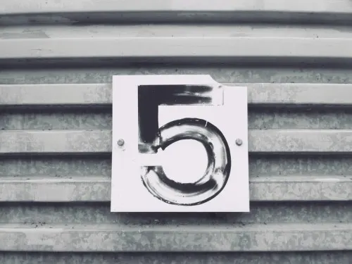 number 5 sign