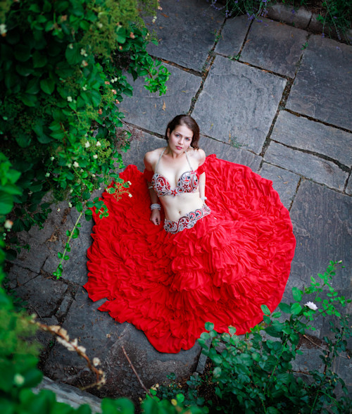 Belly Dancer Spreading