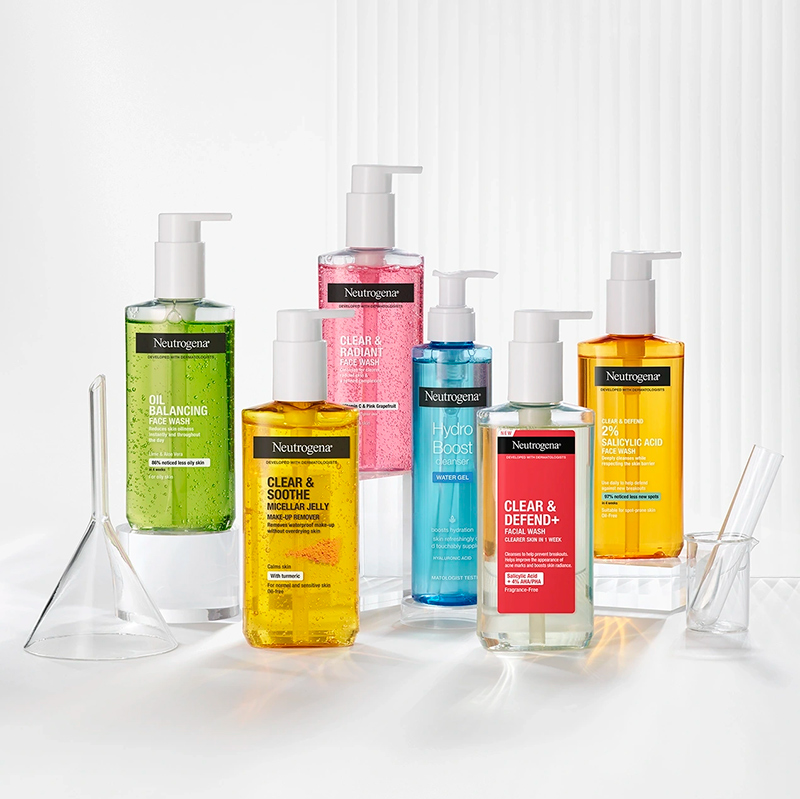 CLEANSERS & SCRUBS - Neutrogena