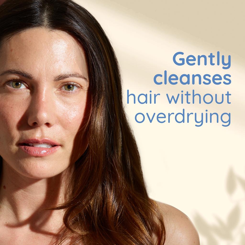 Gently cleanses hair without overdrying