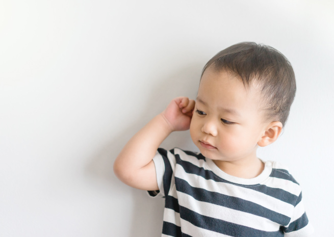 Earache in children | Symptoms, Causes, Prevention | CALPOL® UK