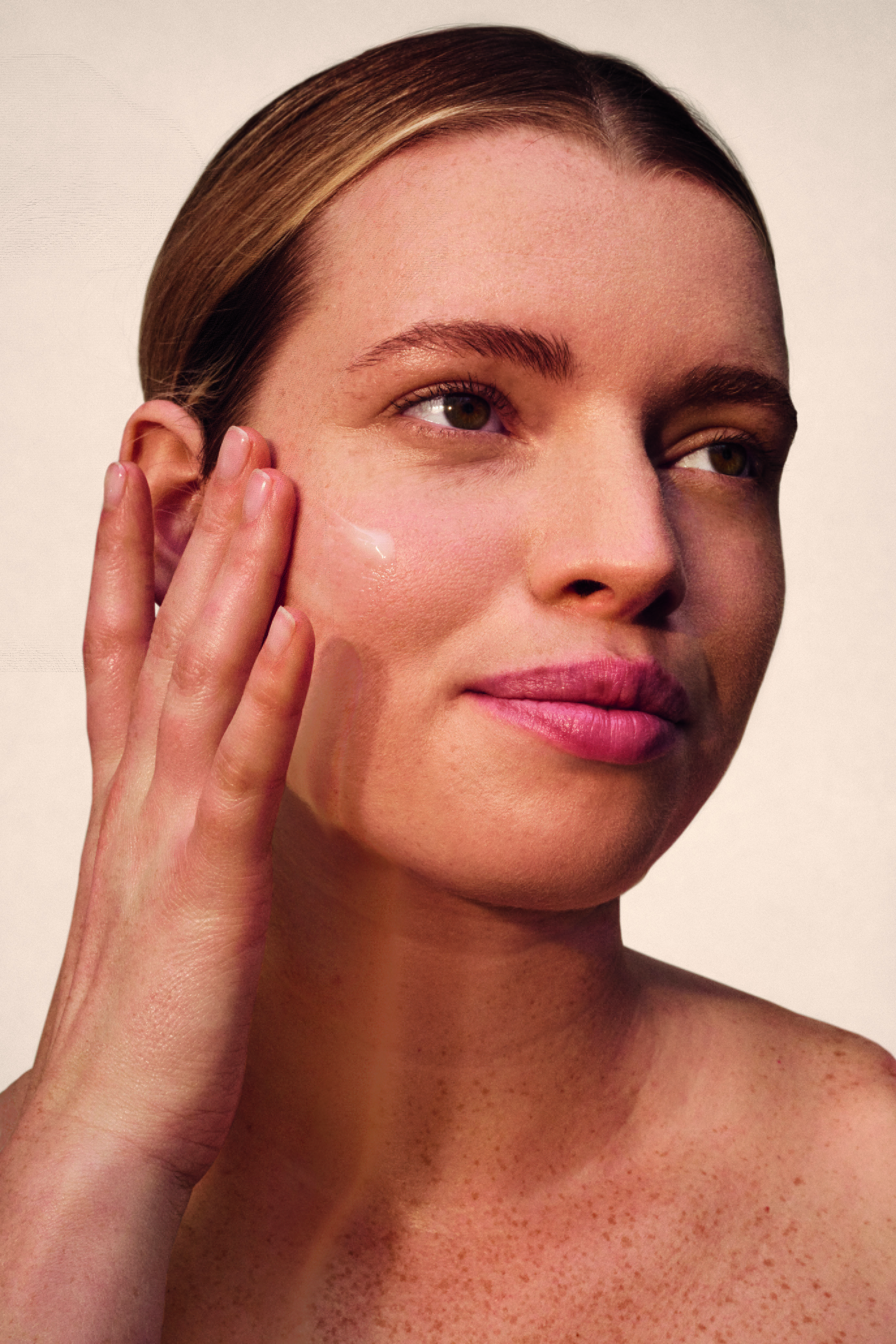 smiling aveeno woman