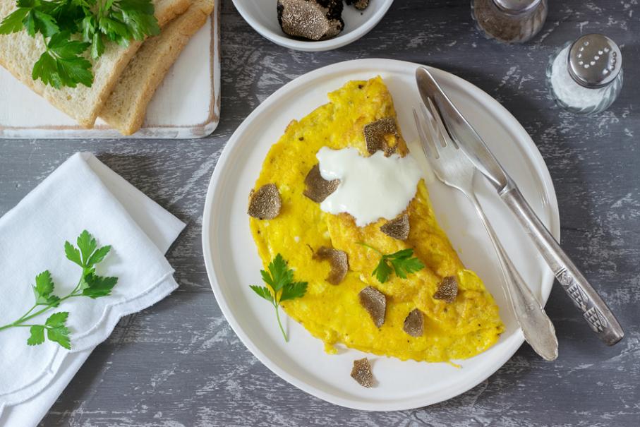 Omelette aux truffes et chrysanthèmes - Gamm vert