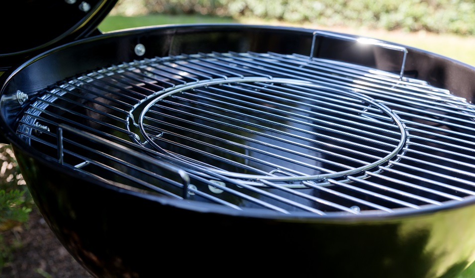 8 astuces qui fonctionnent pour nettoyer une grille de barbecue – ALUVY
