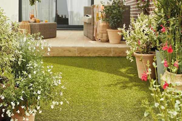 Une terrasse (presque) au naturel