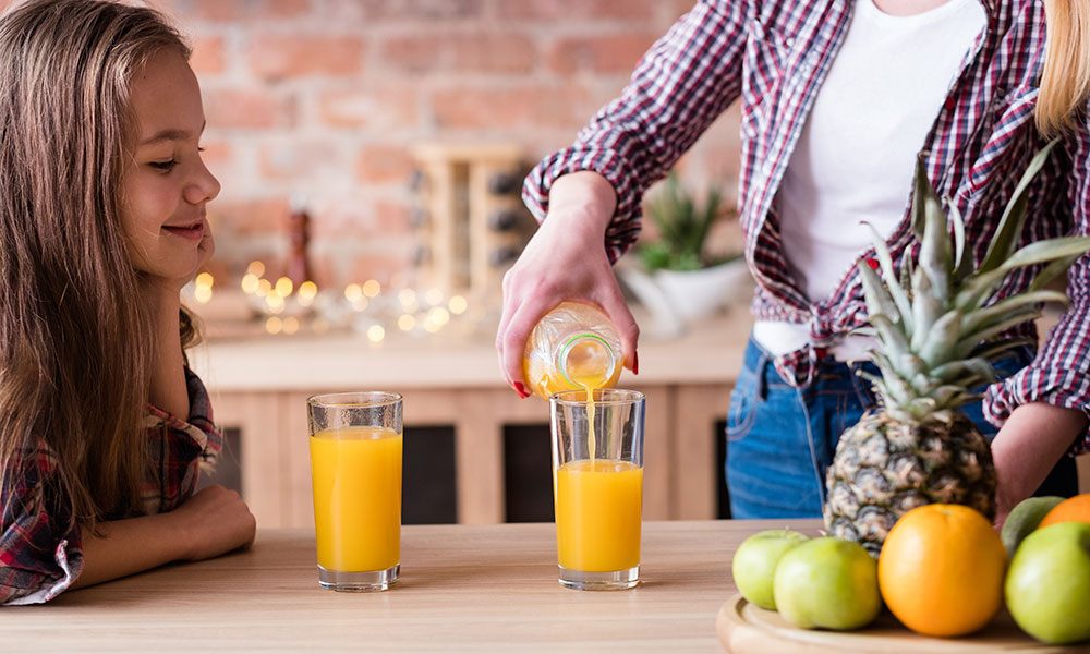 7 recettes de jus de fruits frais à faire soi-même