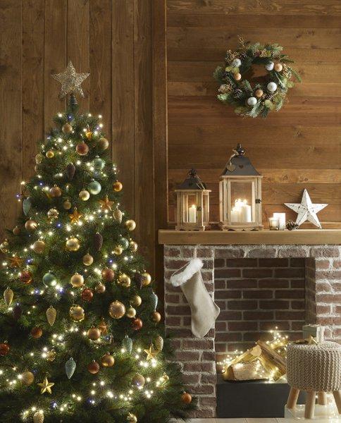 15 idées déco pour un sapin de Noël traditionnel - Gamm vert