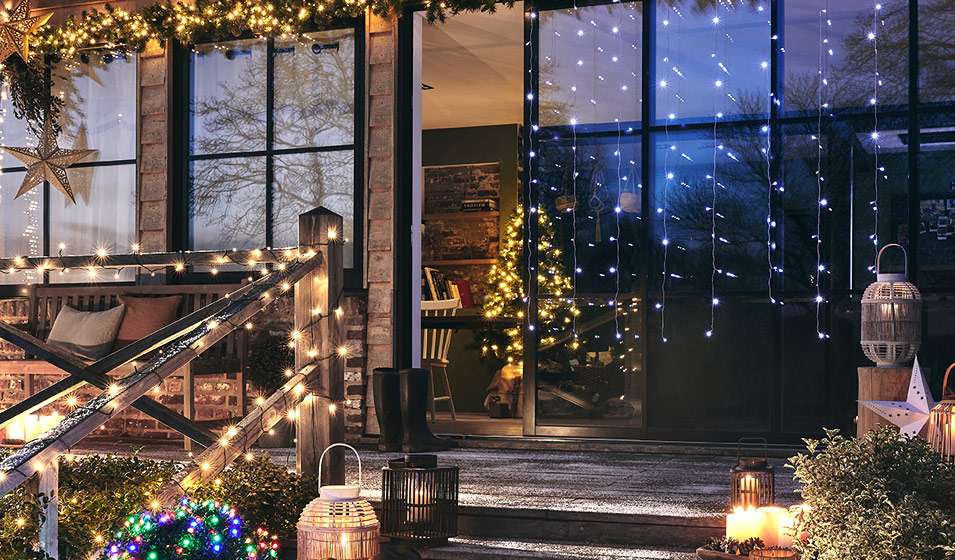 Guirlandes lumineuses de noël : décorations hivernales