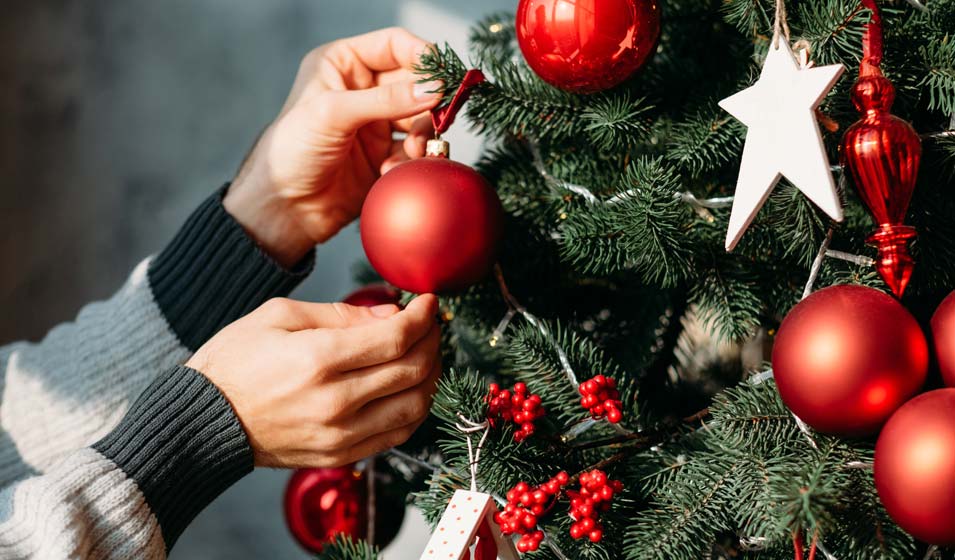 Top départ de la déco du sapin 