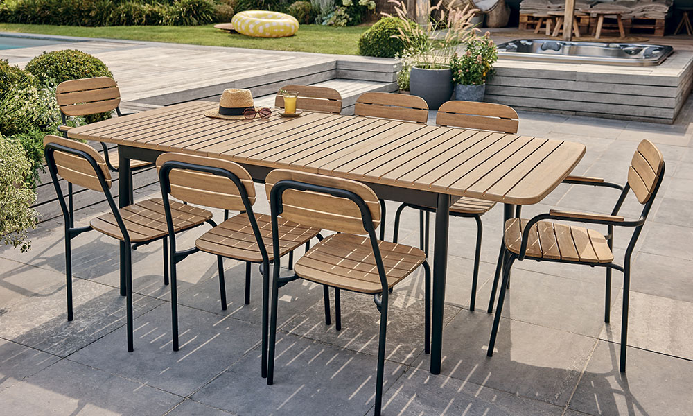 Salon de jardin et chaises ECLOZ