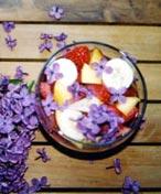 Salade de fruits au lilas