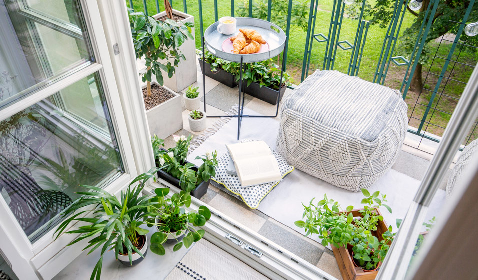 Aménager un petit balcon : idées, astuces et inspirations - Côté Maison