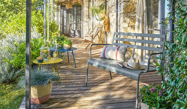 Comment structurer l'espace outdoor grâce à la bordure pour jardin?