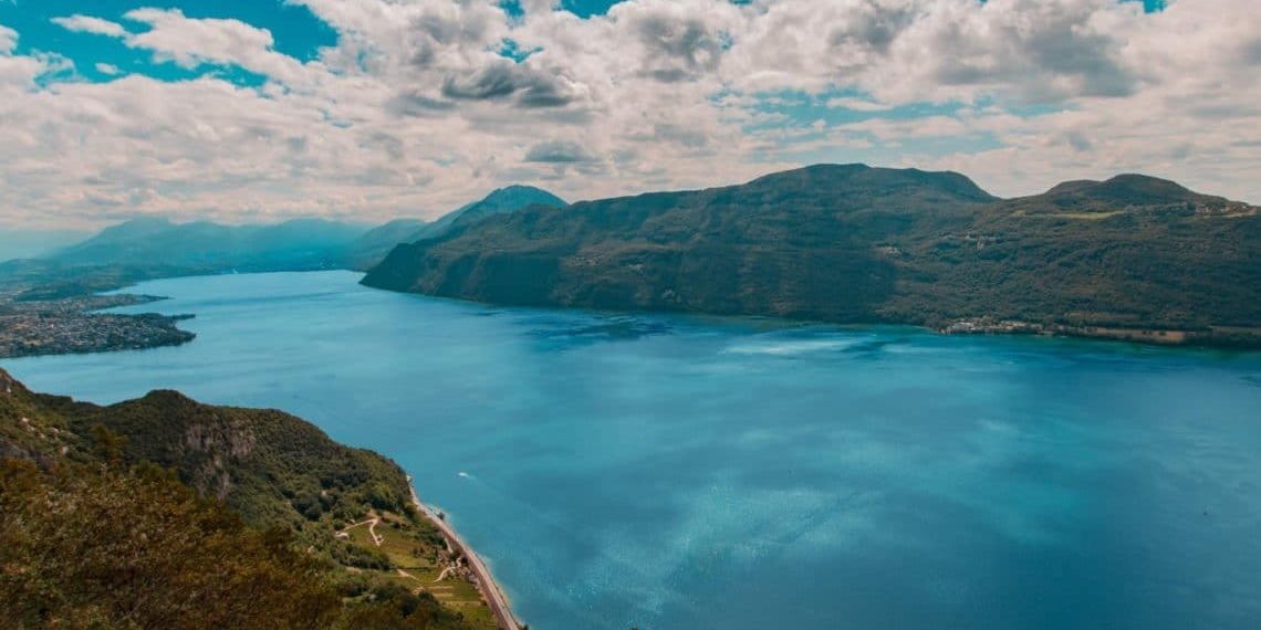 Les plus beaux lacs où se baigner en France