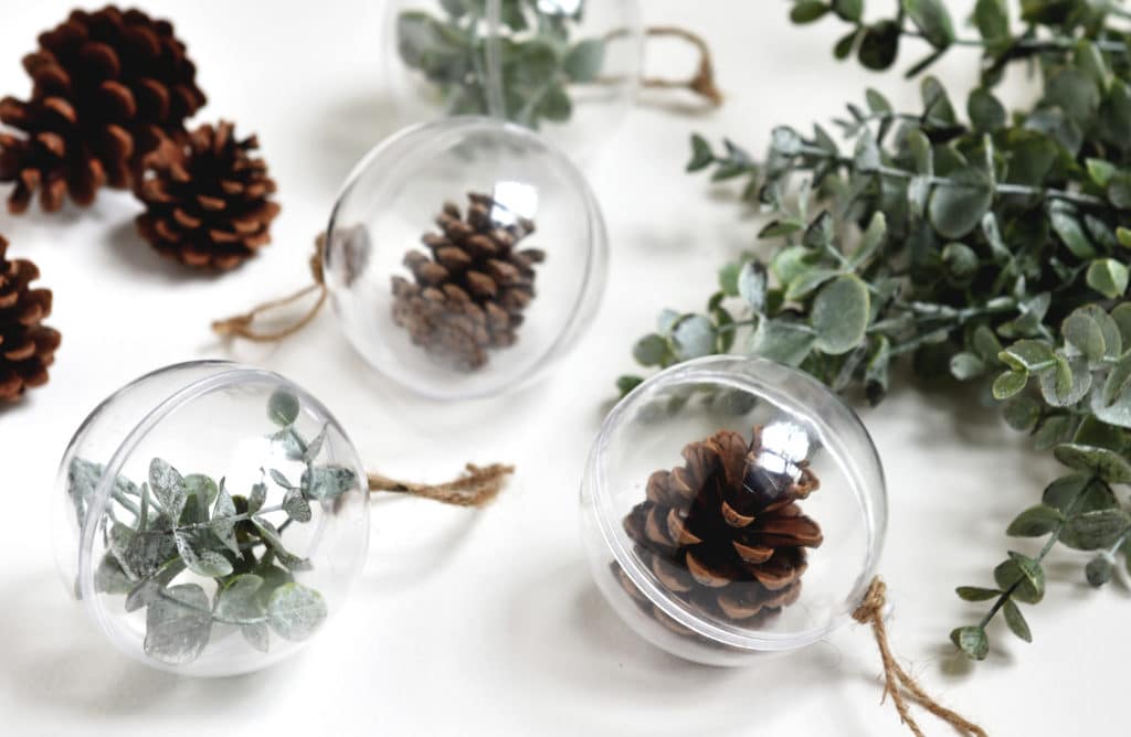 Accrochez les boules