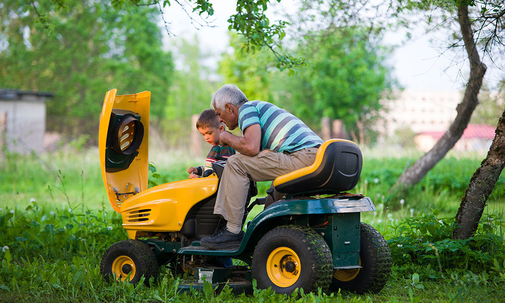 Comment réussir l'hivernage du tracteur tondeuse ?