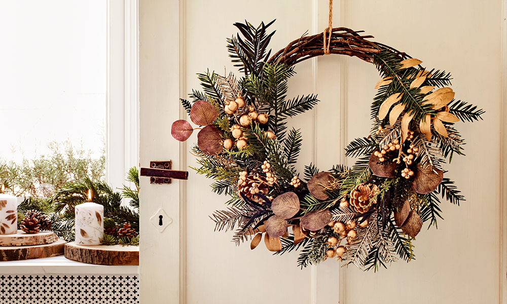 4 styles de couronnes de Noël qui en jettent