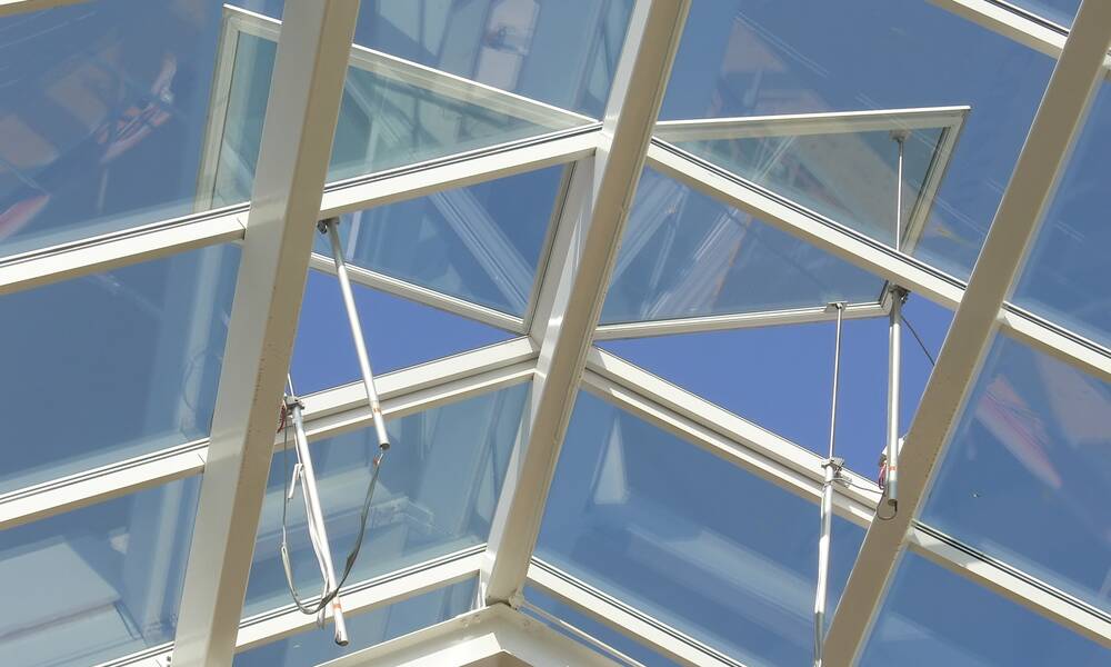 Ouverture automatique des fenêtres de toit 