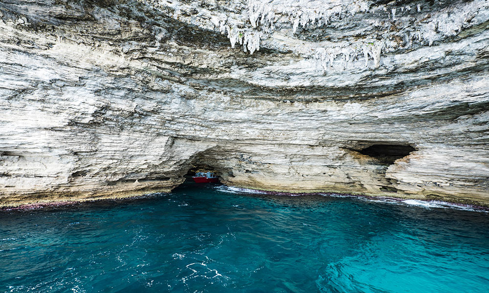 Cave marine près de Bonifacio