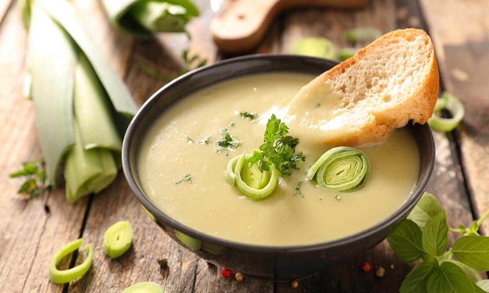 Soupe de millet aux poireaux