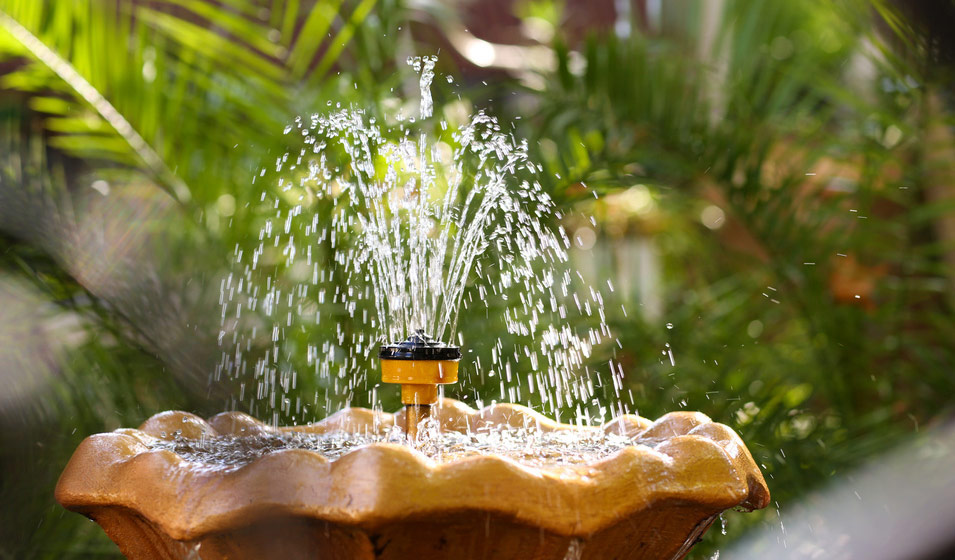 Fontaine solaire - Décorez votre jardin avec élégance