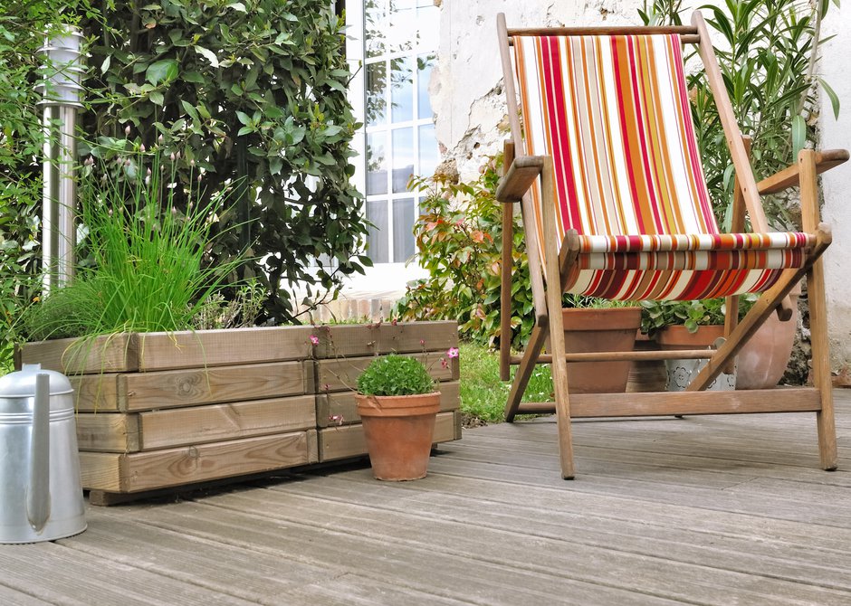 Une jardinière surélevée sera mieux protégée de l’humidité