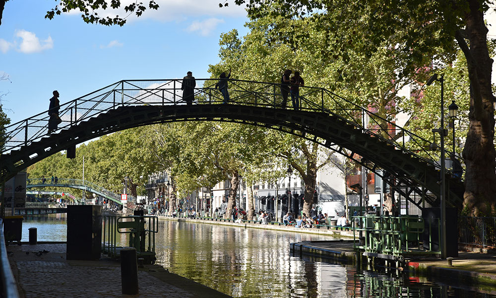 Les quais du Canal Saint-Martin, à Paris