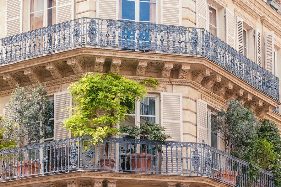 Installer des jardinières sur son balcon à Paris : les bonnes pratiques -  Gamm vert