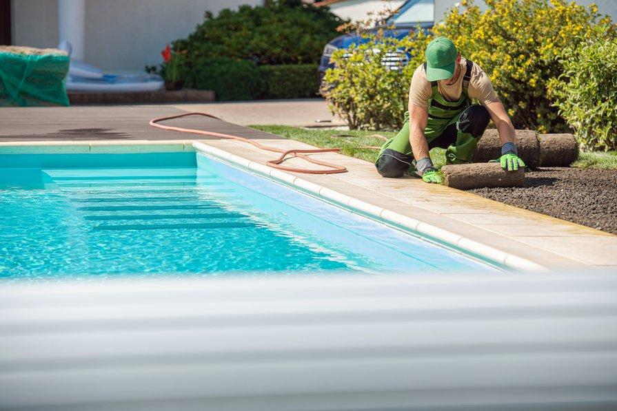 10 idées d'aménagements à installer autour de sa piscine - Gamm vert