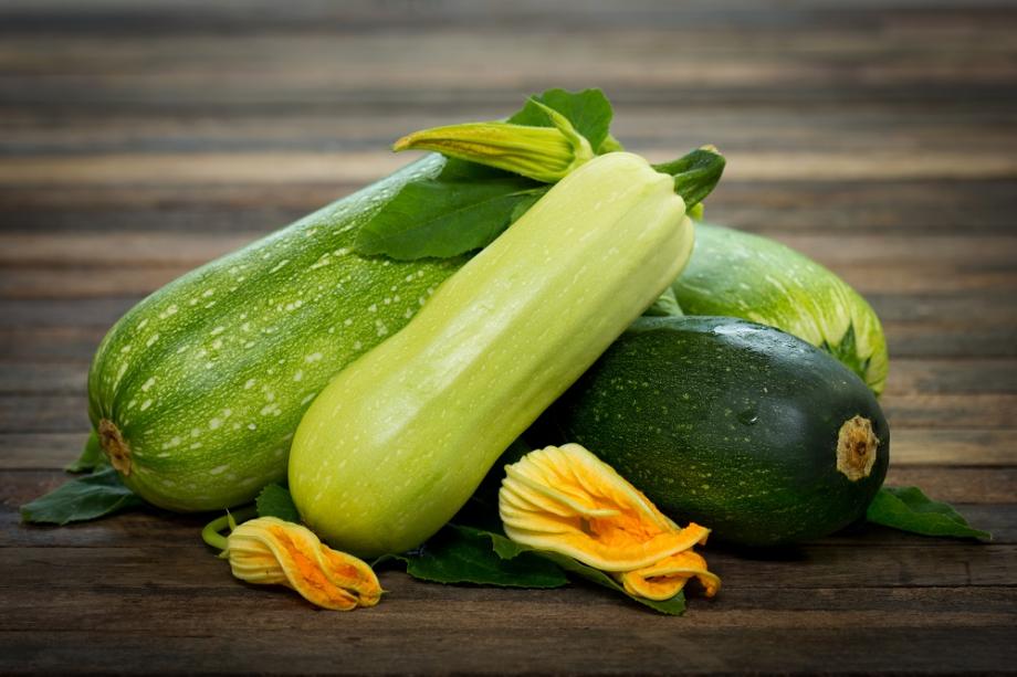 récolter les courgettes