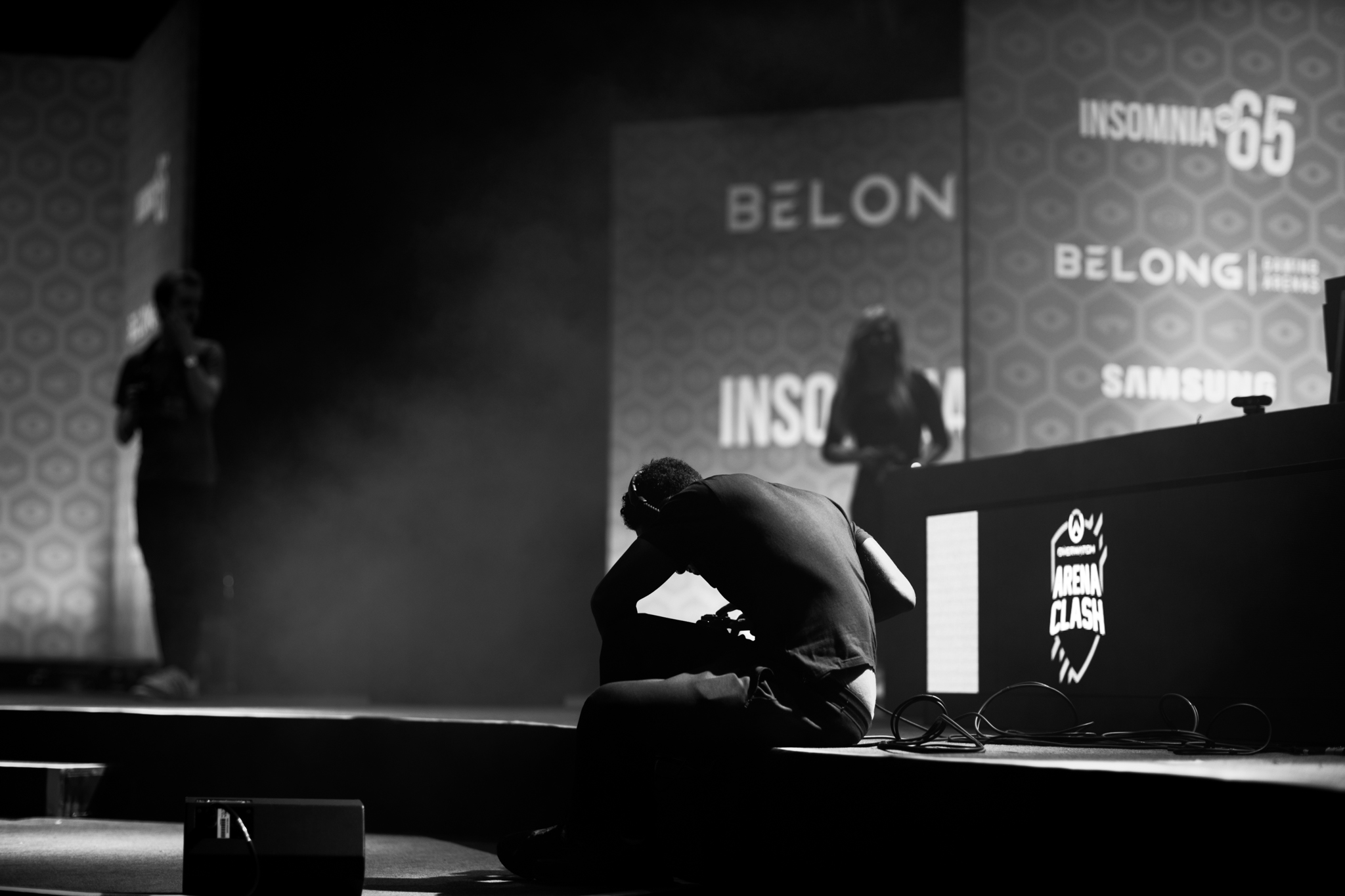 insomnia-65 arena-clash-bts-monochrome