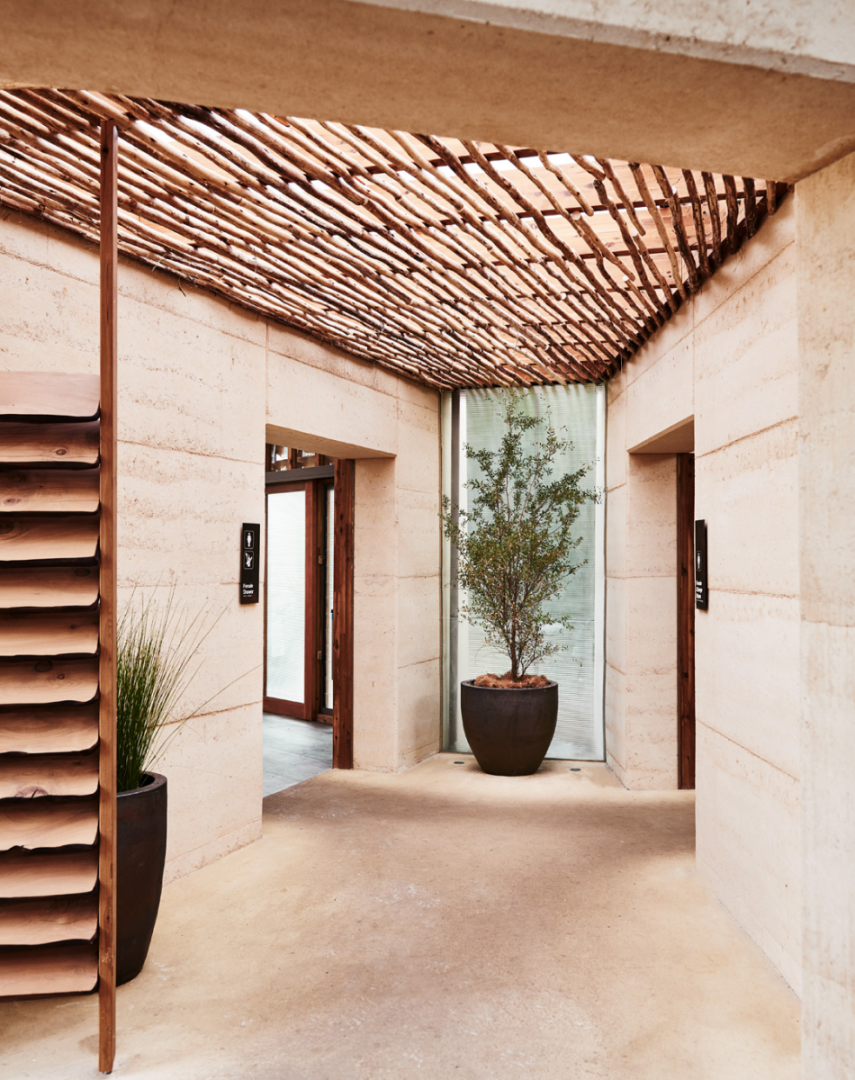 amphitheatre changerooms_wayfinding_timber textures_natural finishes 