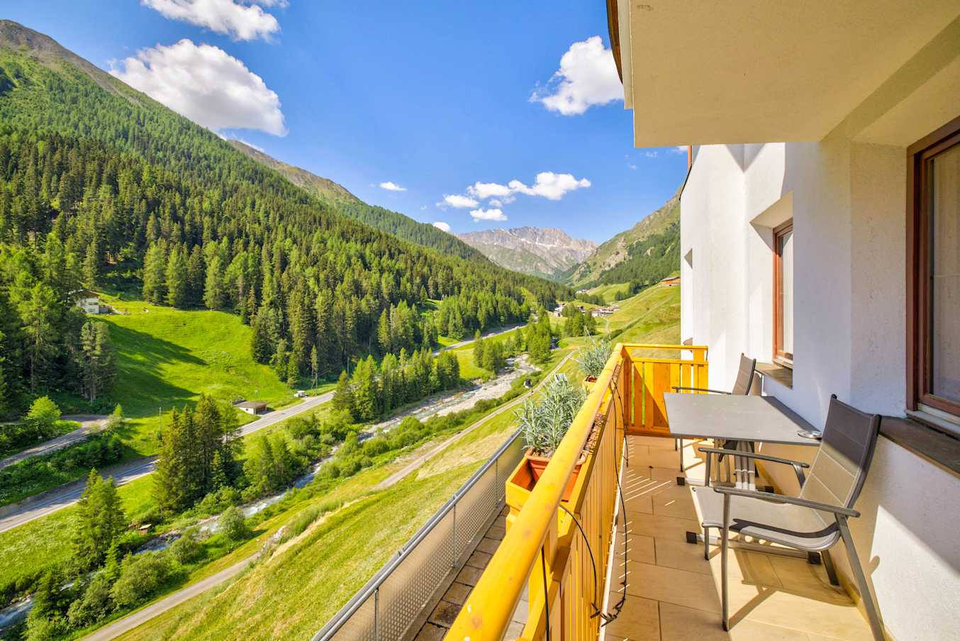 Balkon Balkon