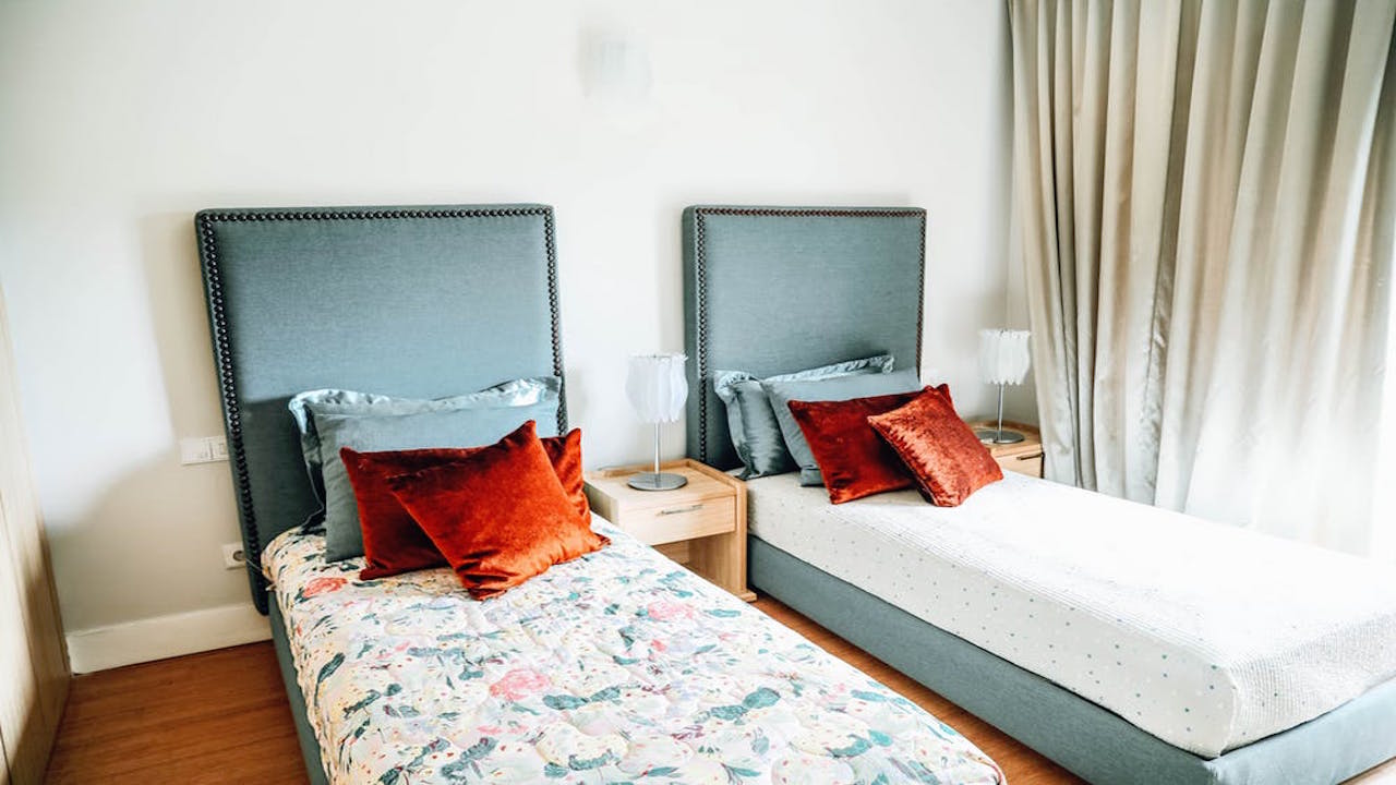 featured room
