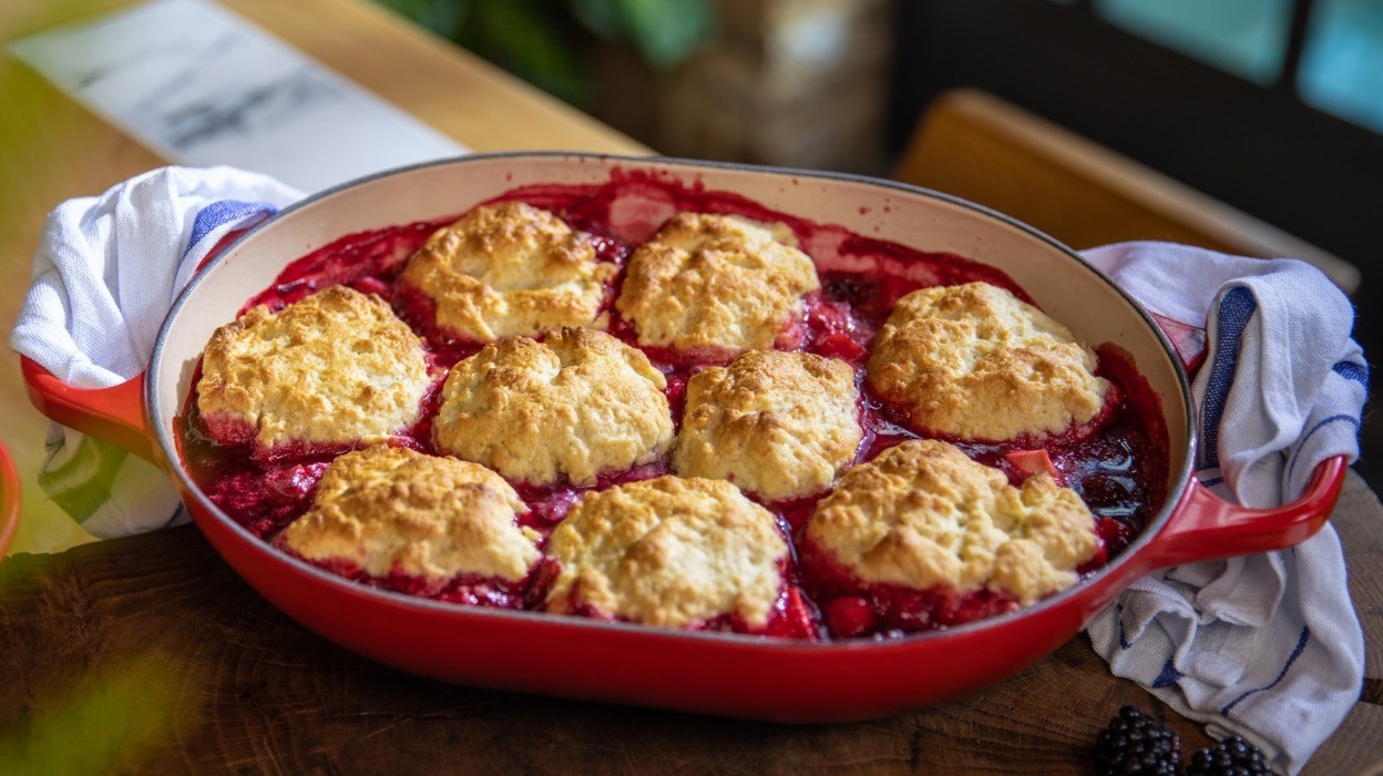 episode two preview one pot wonders john and lisa s weekend kitchen