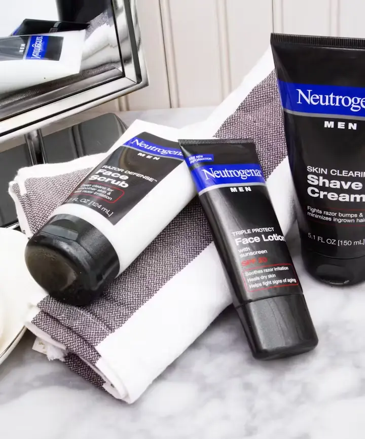 Neutrogena Neutrogena® Men Skin Clearing Shave Cream
