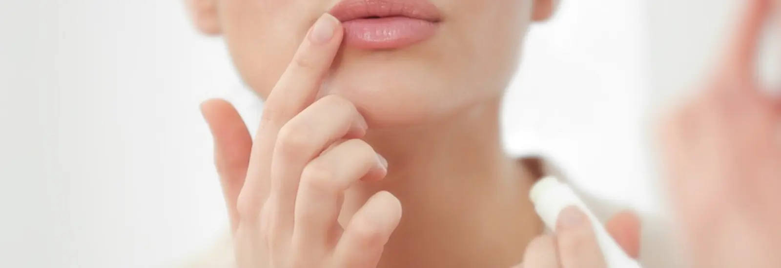 What Causes Chapped Lips? A Lip Care Routine for the Winter Months