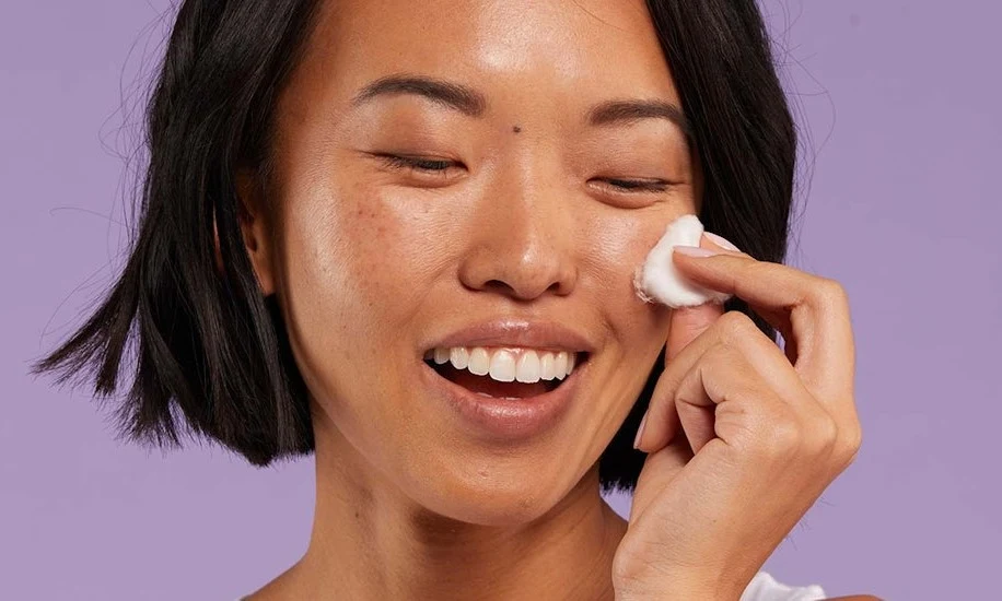 Why Use a Face Toner?