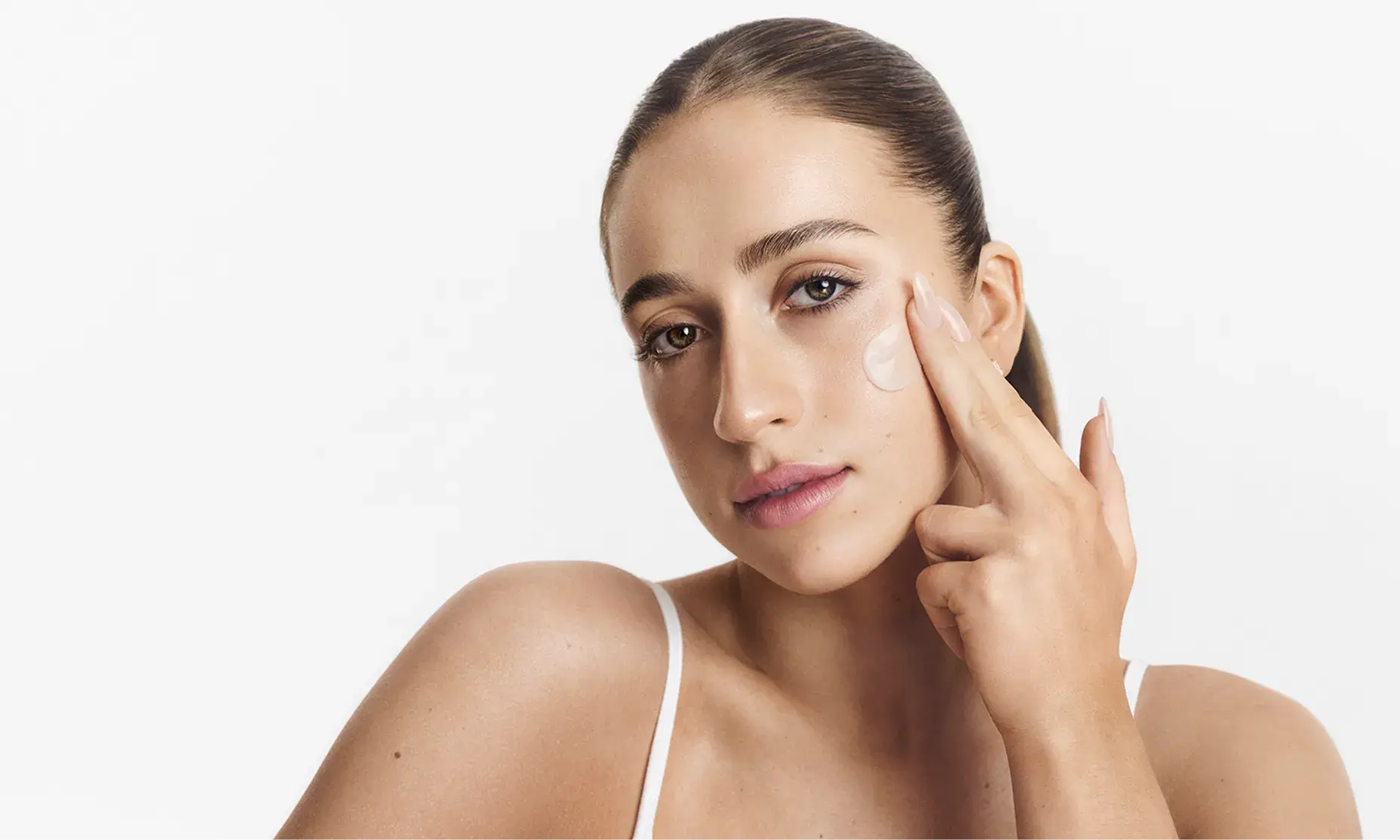 Weightless hydration that goes deep. Clinically-proven formula magnifies the power of Hyaluronic Acid