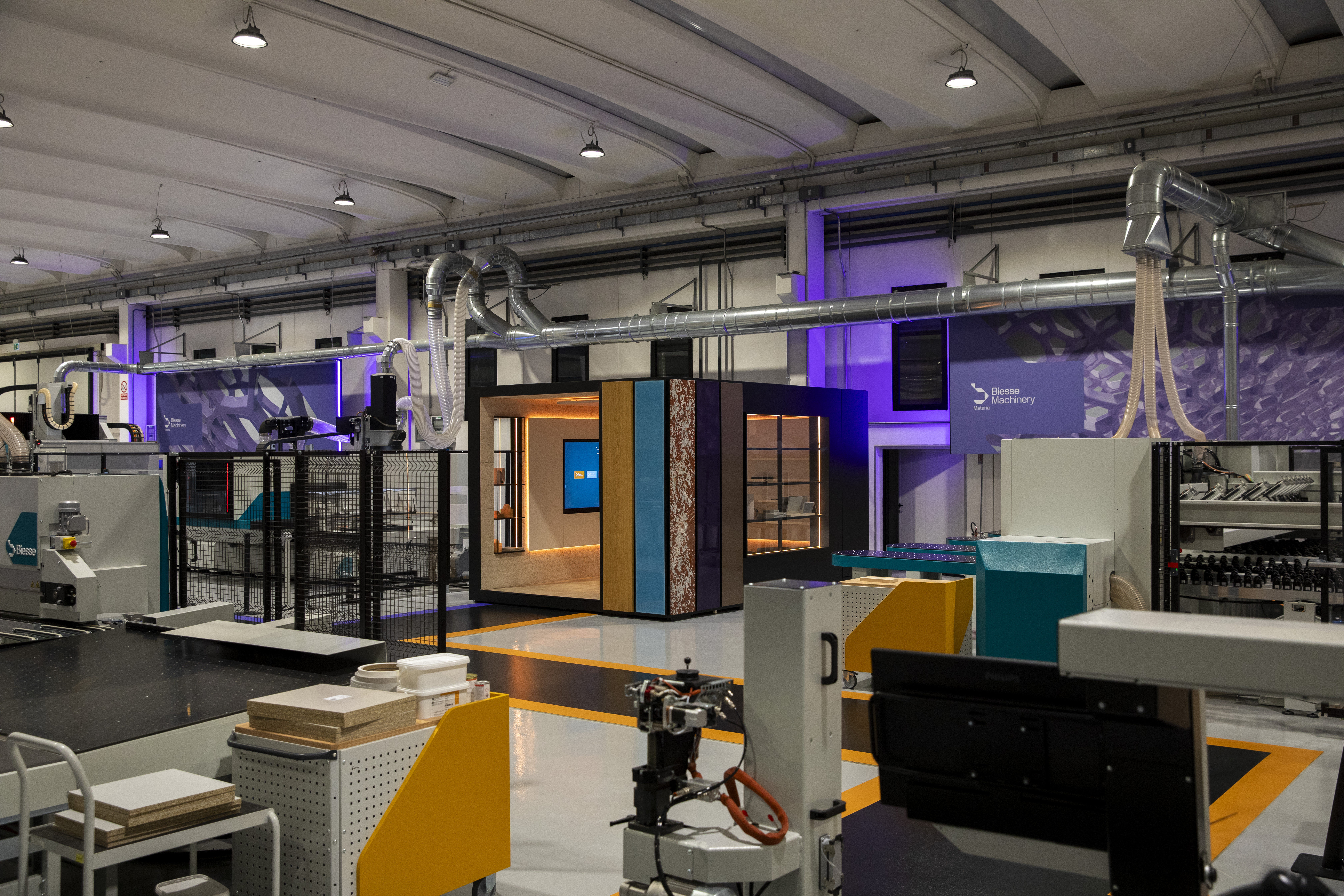 Discover the Material Hub in Pesaro and enjoy an exclusive experience