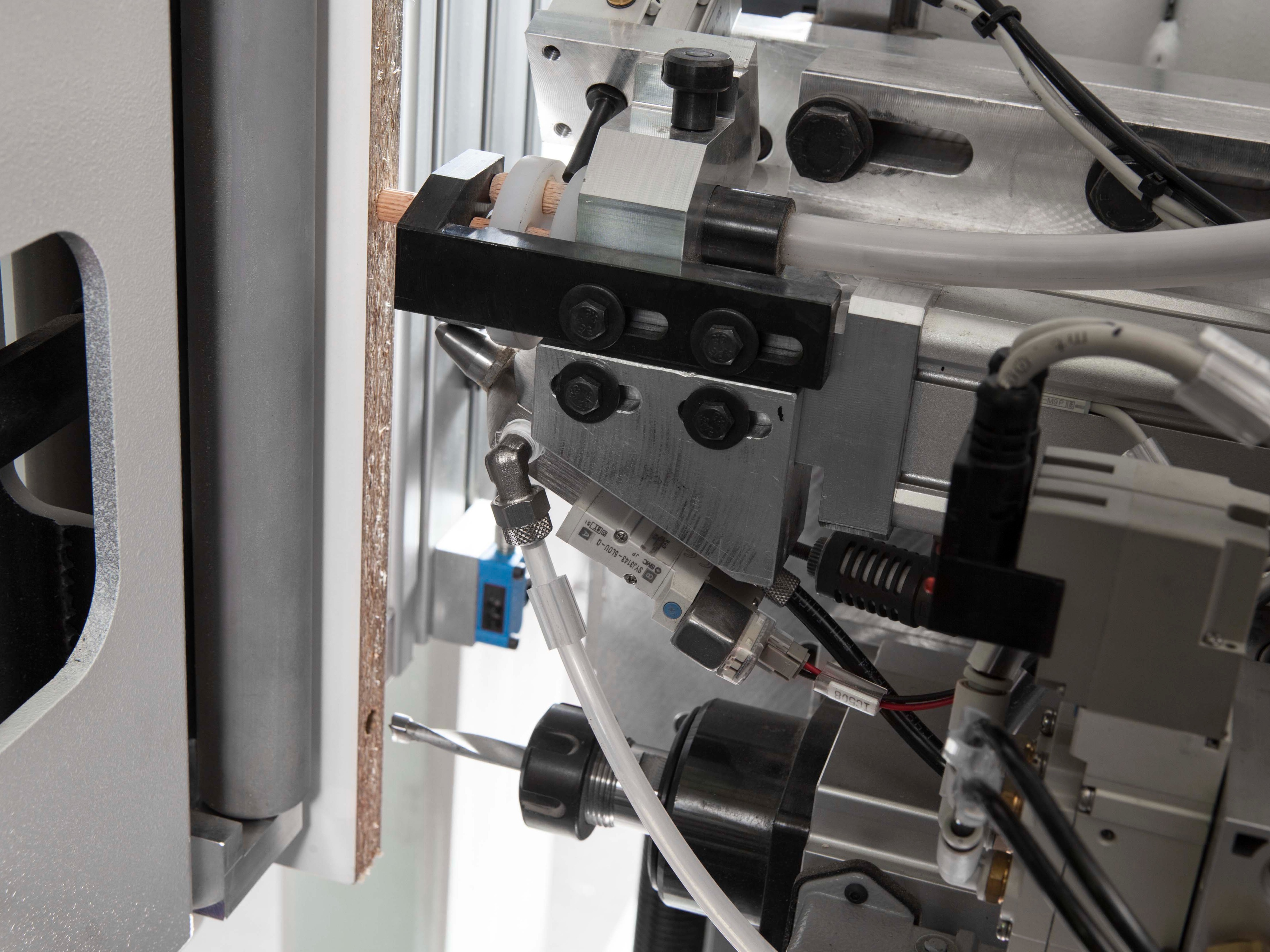 Dowel insertion system