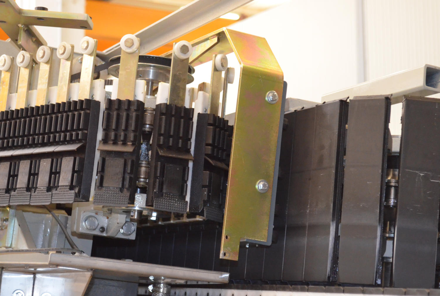 Without ball bearing to last longer