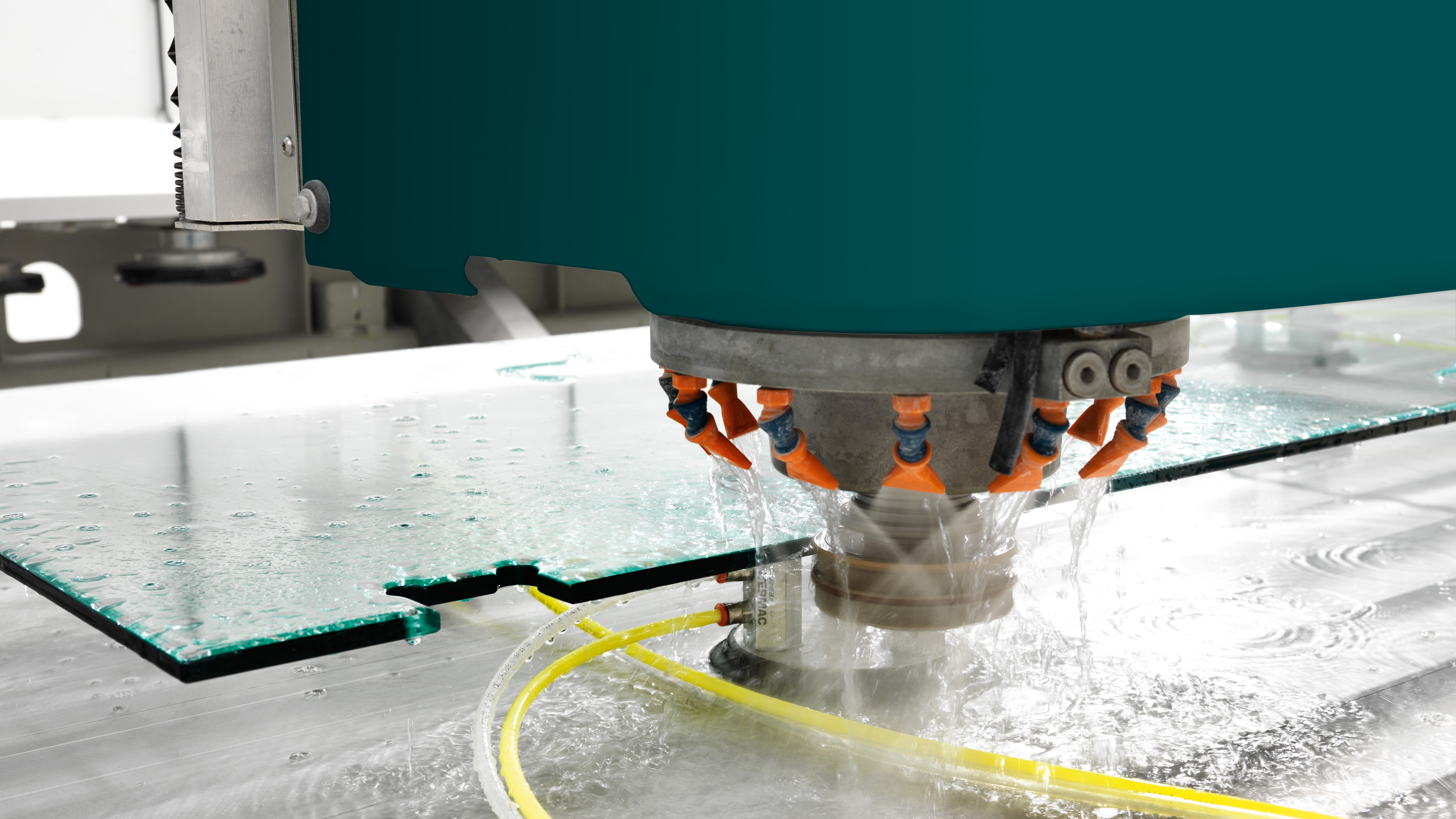 Create your work logic No matter which program Computerize your axes