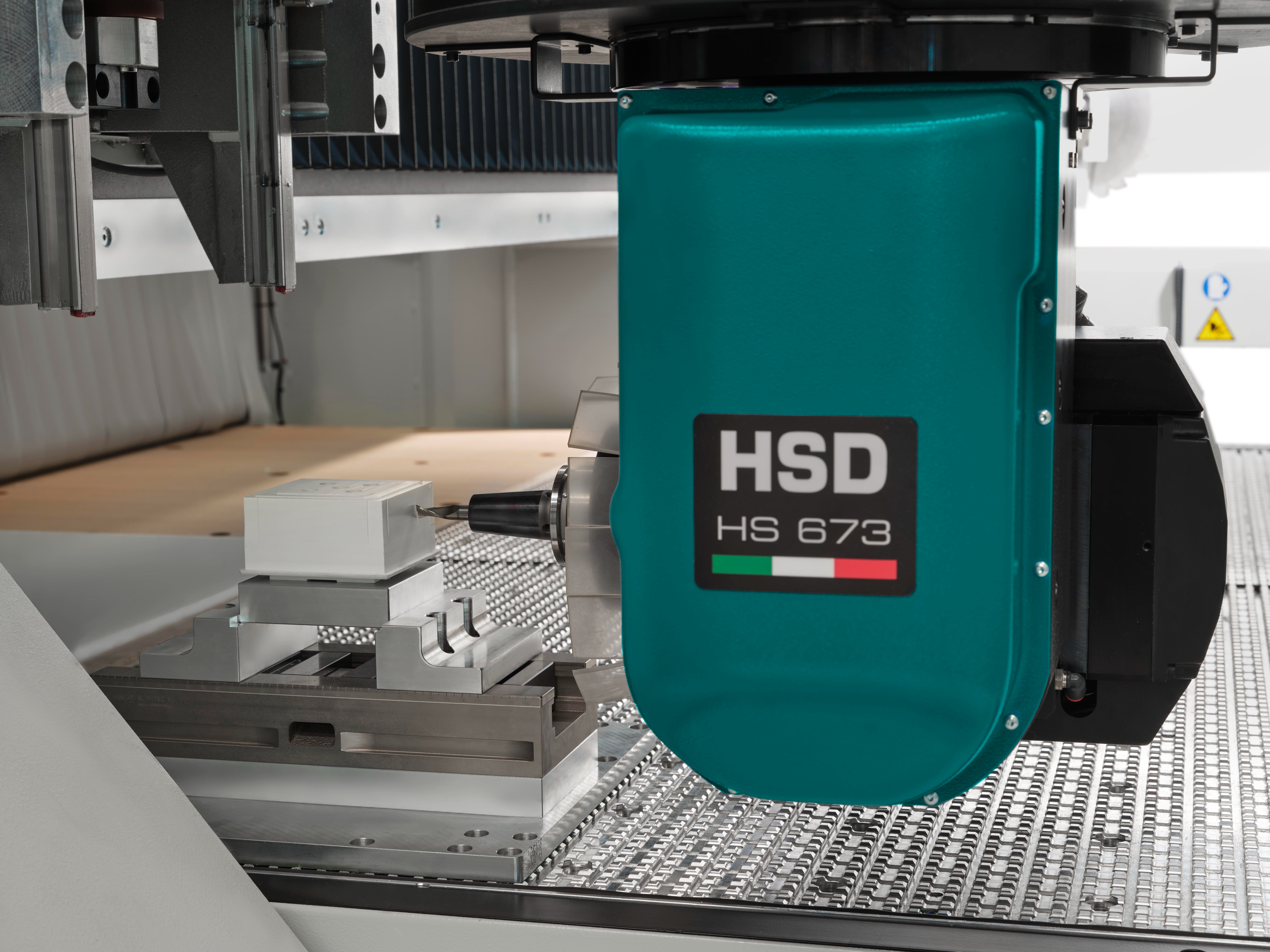 Advanced 5-axis kinematics for complex, high-precision components