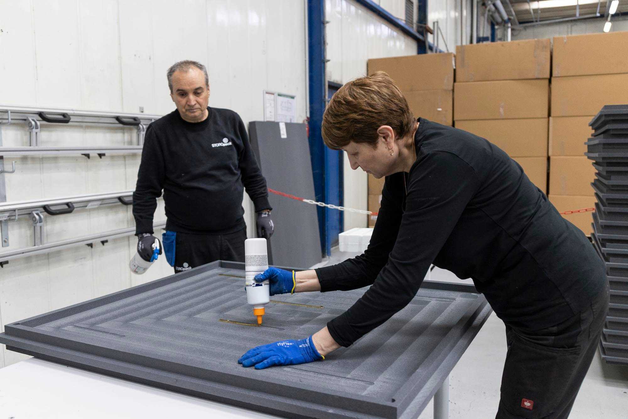 From single elements to pallet shipper